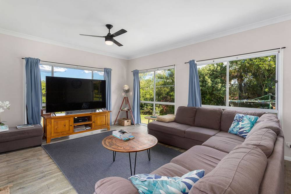 76 Australia II Drive, KENSINGTON GROVE, QLD 4341