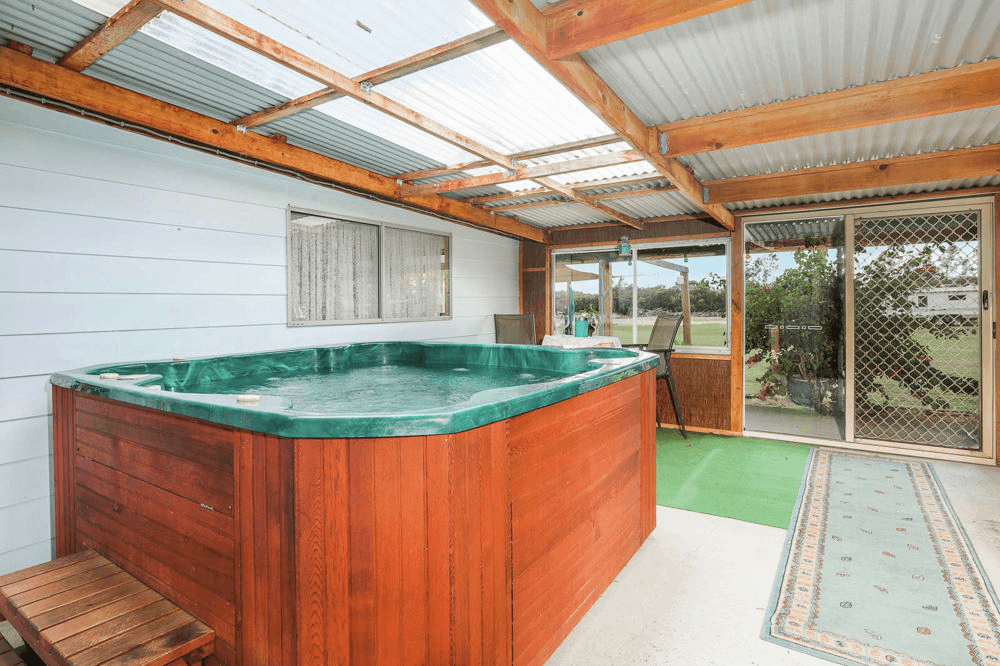 156 Lemon Tree Passage Road, SALT ASH, NSW 2318