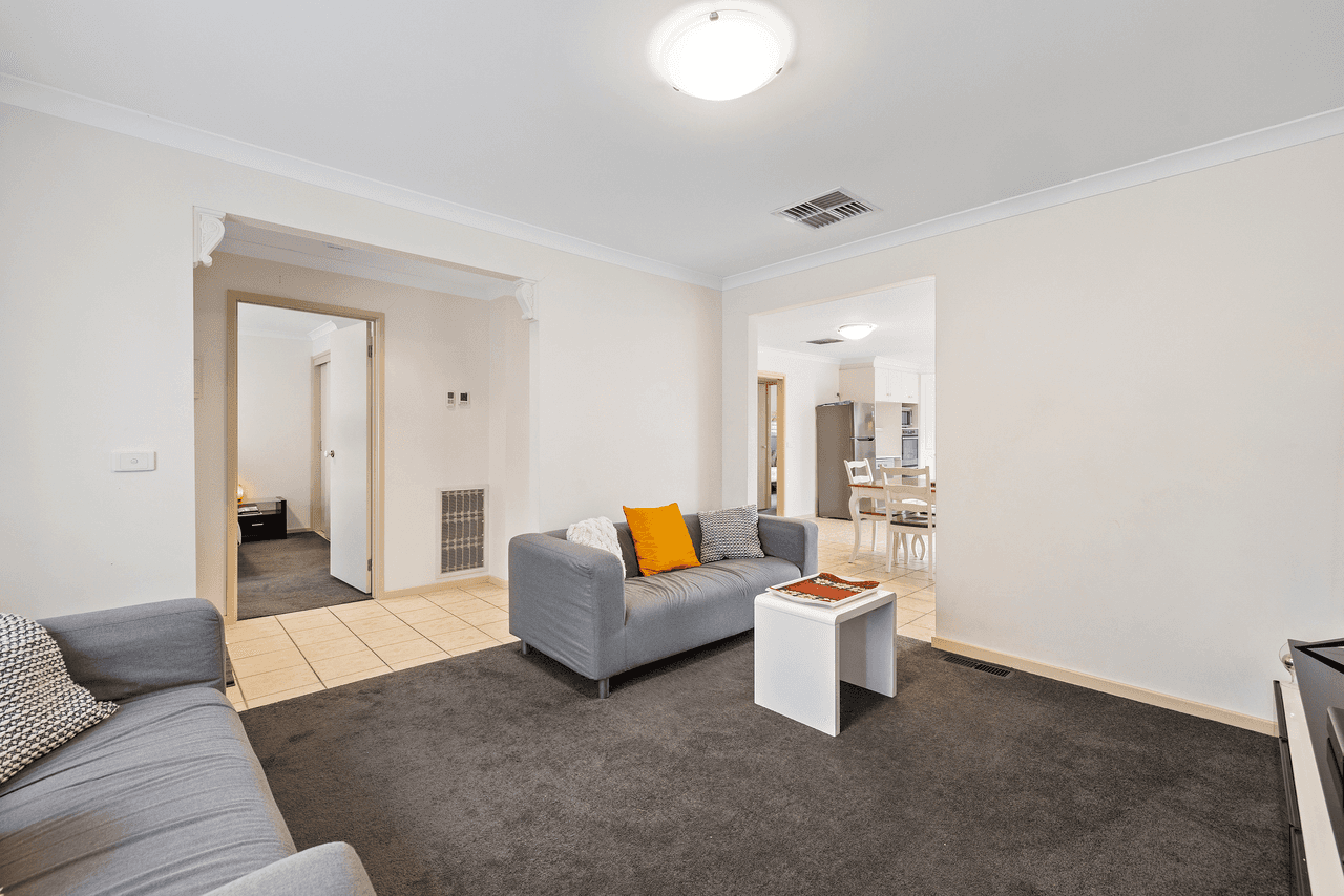 4/12 Karingal Street, CROYDON NORTH, VIC 3136