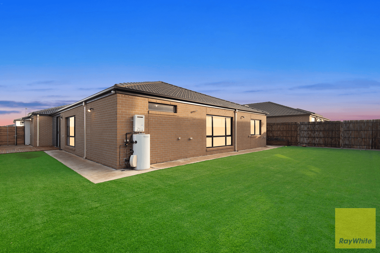 2 Page Street, TRUGANINA, VIC 3029