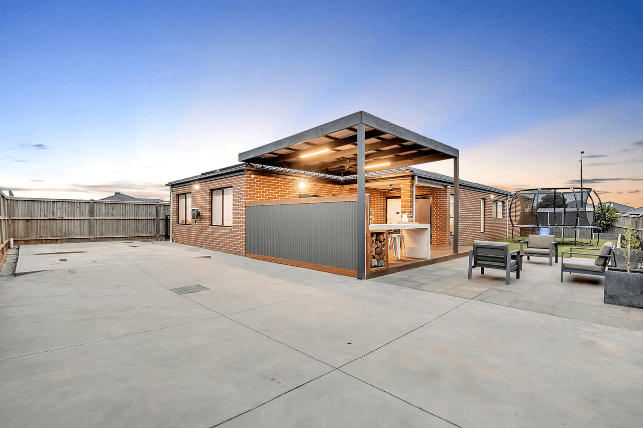 20 Brossard Road, MICKLEHAM, VIC 3064