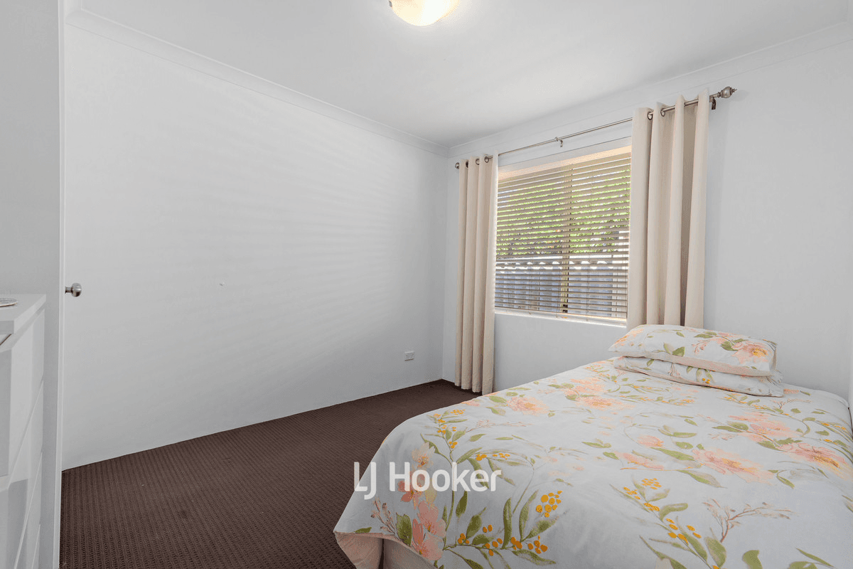 12B Moolyeen Road, Carey Park, WA 6230