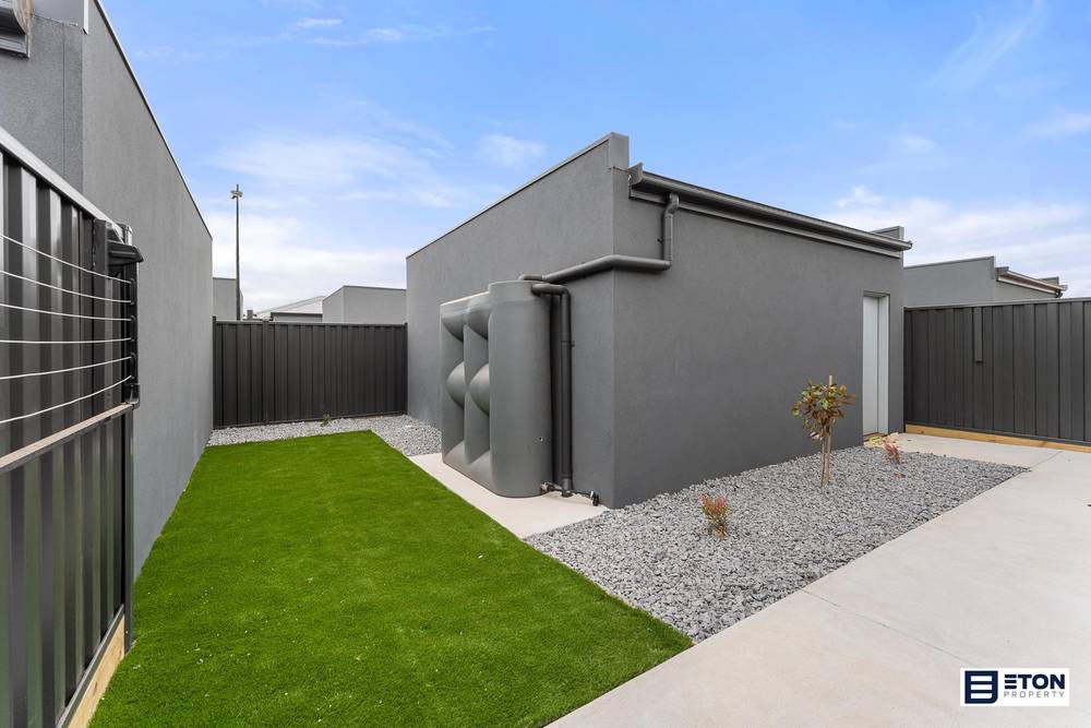 7 Beadnell Place, Strathtulloh, VIC 3338