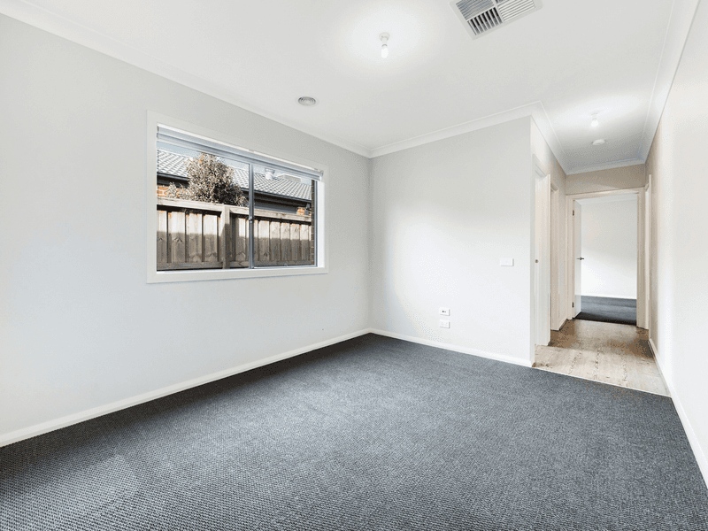 17 Carnegie Street, OFFICER, VIC 3809