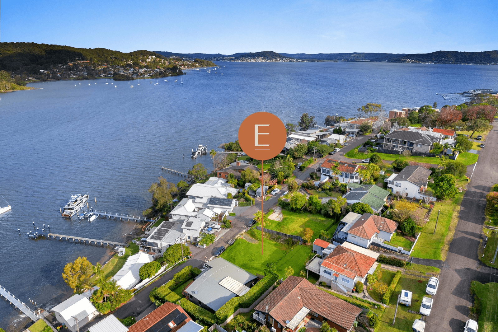 18 Wharf Street, East Gosford, NSW 2250