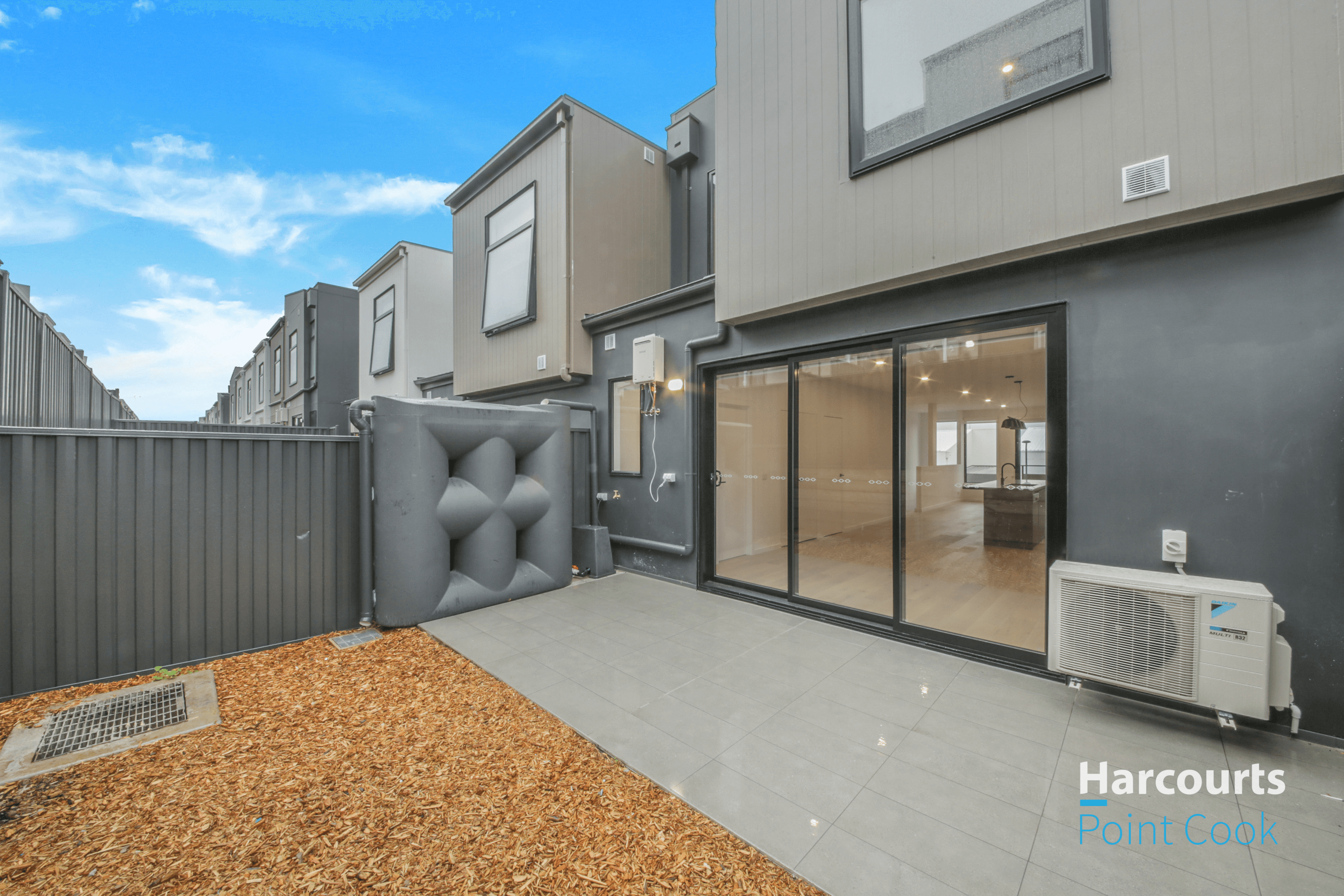 36 Wattlebird Court, SUNSHINE NORTH, VIC 3020