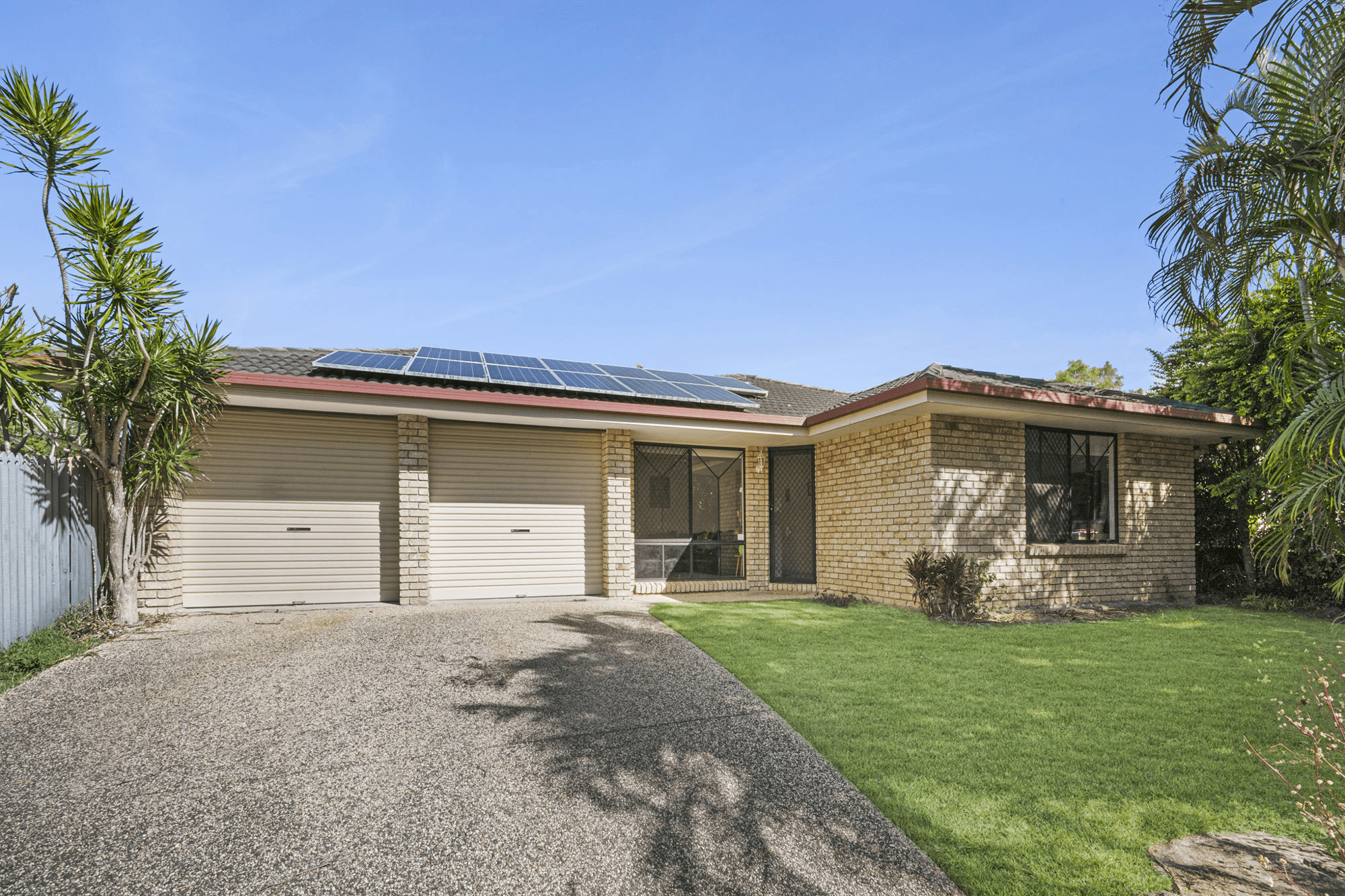 1 Fernwood Street, KURWONGBAH, QLD 4503