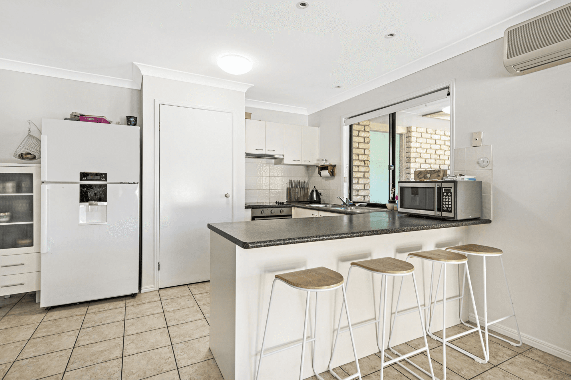 1 Fernwood Street, KURWONGBAH, QLD 4503