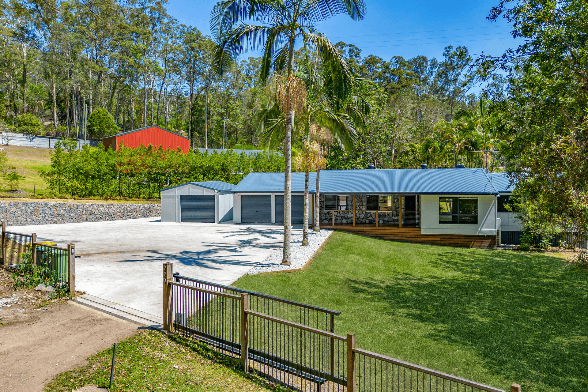 220 Old Gympie Road, Mooloolah Valley, QLD 4553