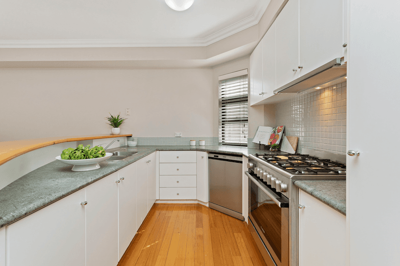 2/289 Hamersley Road, Subiaco, WA 6008