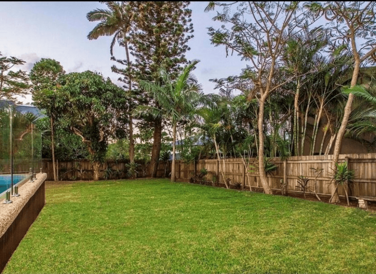 6 Jingella Street, HOPE ISLAND, QLD 4212