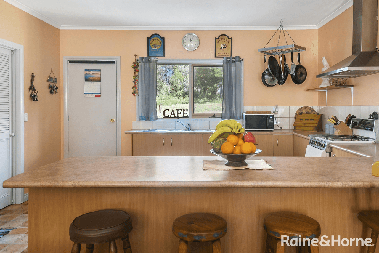 70 Blacks Lane, DRUMMOND NORTH, VIC 3446