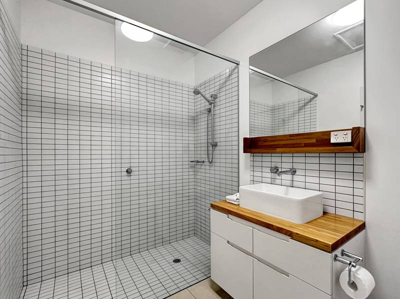 4305/146 Sooning St 'One Bright Point', Nelly Bay, QLD 4819