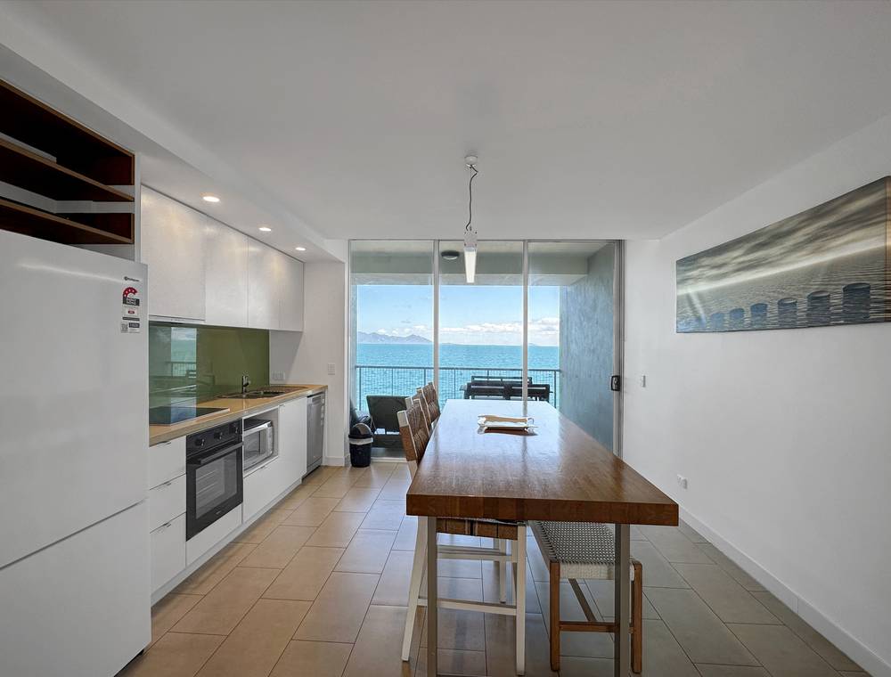 4305/146 Sooning St 'One Bright Point', Nelly Bay, QLD 4819