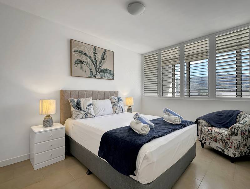 4305/146 Sooning St 'One Bright Point', Nelly Bay, QLD 4819