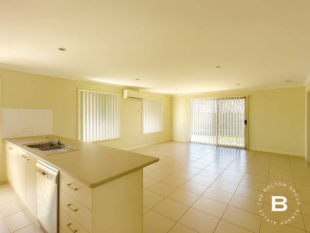 42 Ballow Crescent, Redbank Plains, QLD 4301