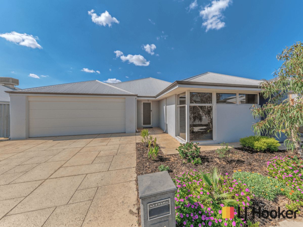 54 Farnham Pass, ALKIMOS, WA 6038