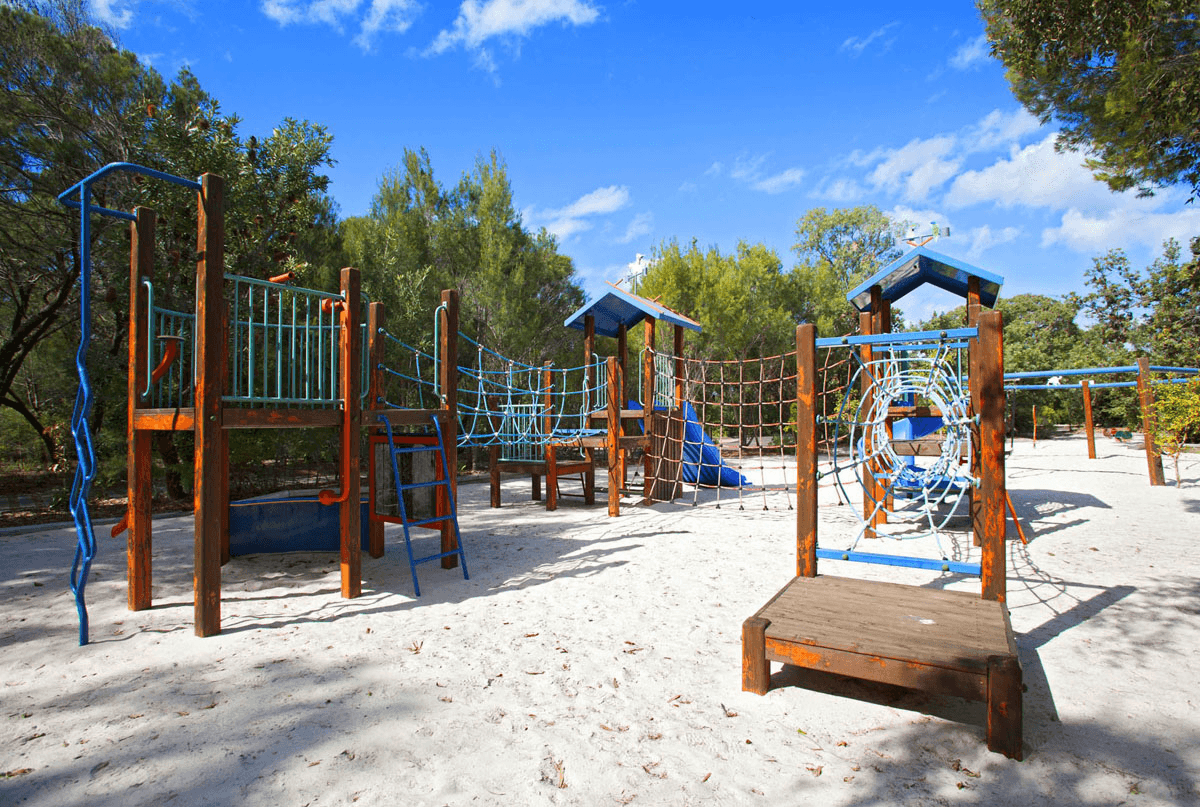 Hawkes Bill Drive, AGNES WATER, QLD 4677