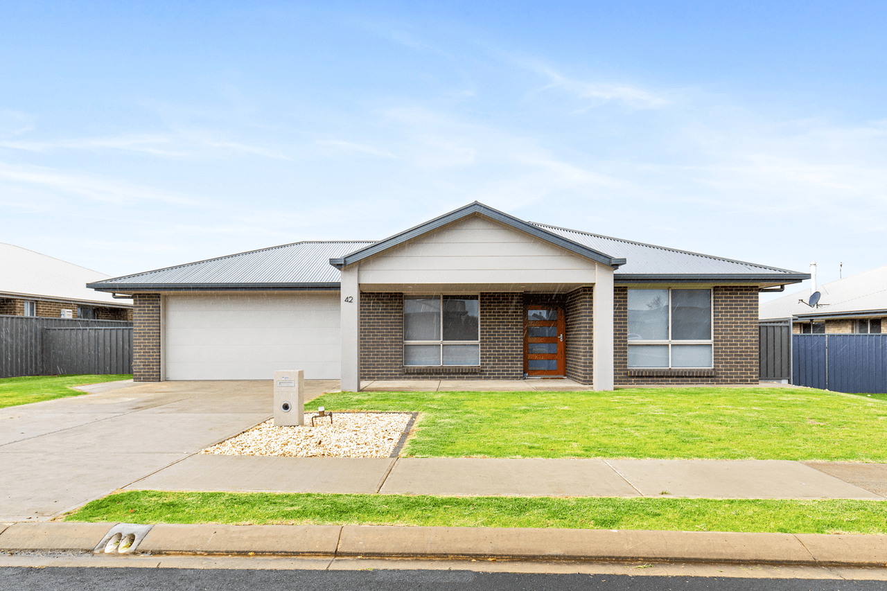 42 Matthew Flinders Way, MOUNT GAMBIER, SA 5290