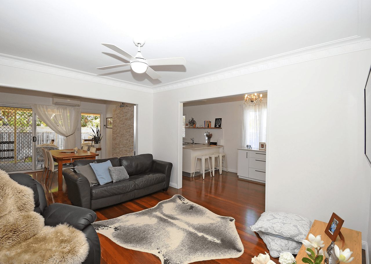 8 SCARBOROUGH Street, SCARNESS, QLD 4655