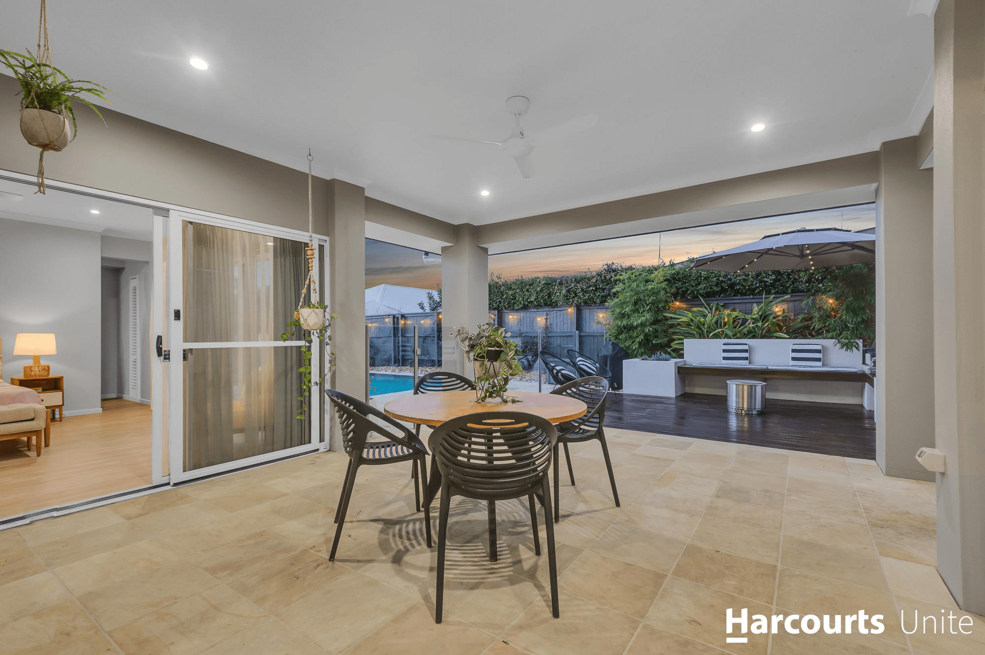 5 Lakeview Terrace, MURRUMBA DOWNS, QLD 4503