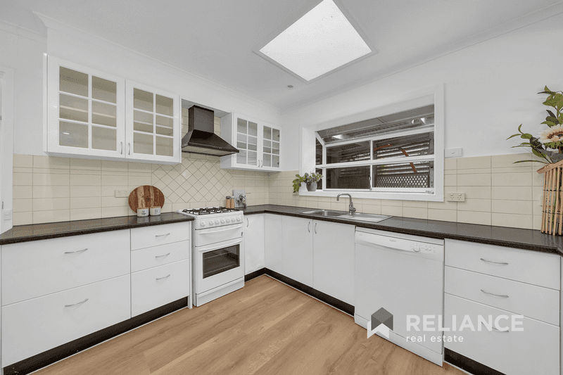 13 Doynton Parade, Hoppers Crossing, VIC 3029