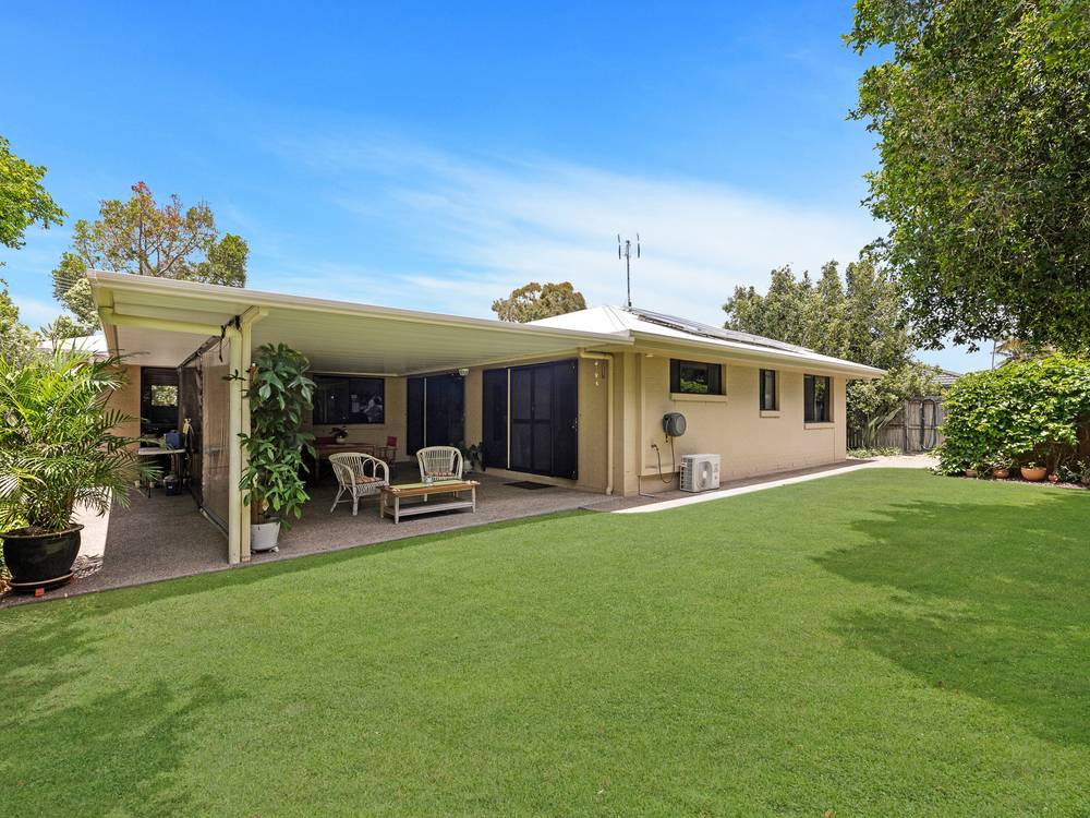60 Cunningham Street, URANGAN, QLD 4655