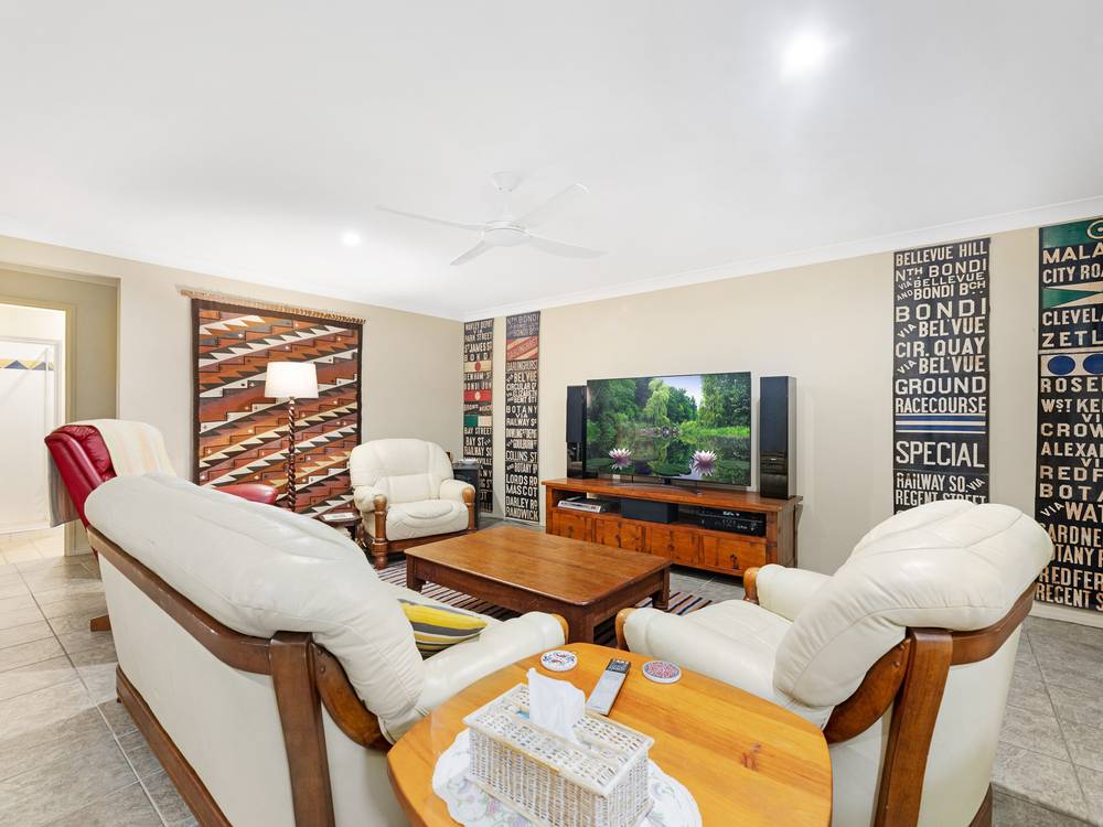 60 Cunningham Street, URANGAN, QLD 4655