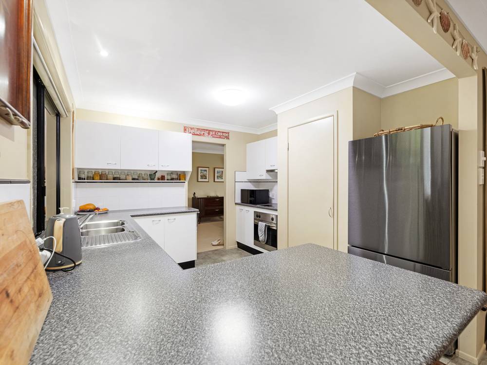 60 Cunningham Street, URANGAN, QLD 4655