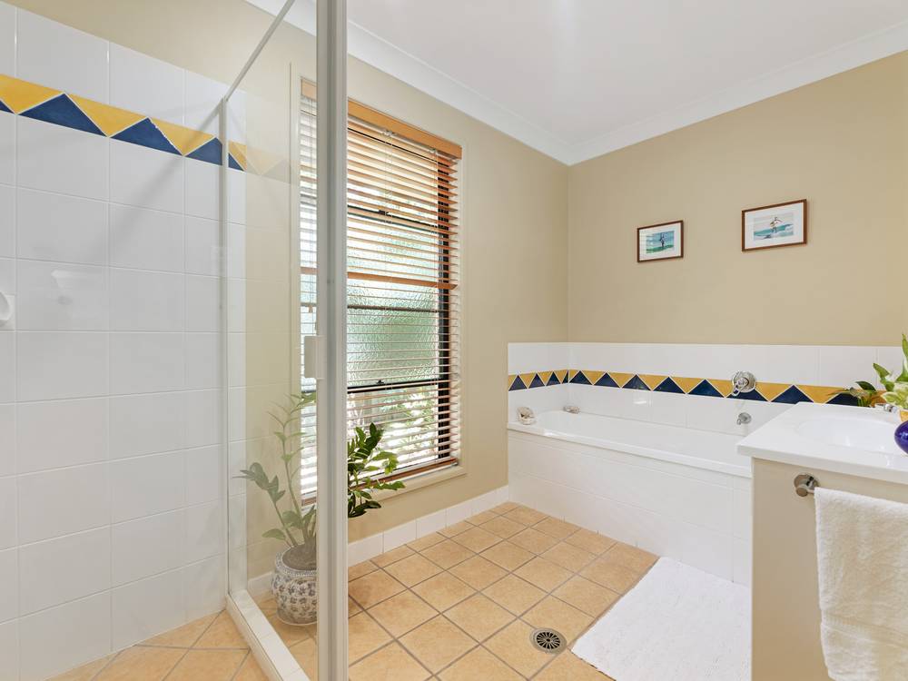 60 Cunningham Street, URANGAN, QLD 4655