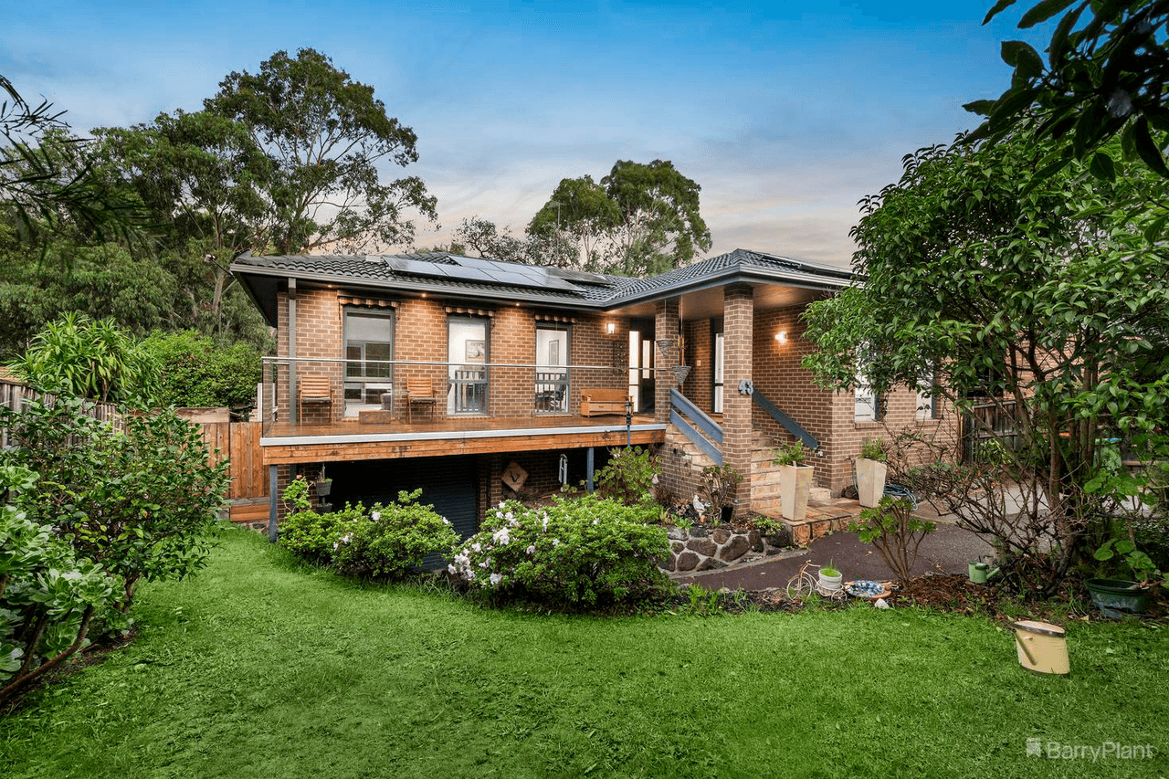 43 Avandina Crescent, GREENSBOROUGH, VIC 3088