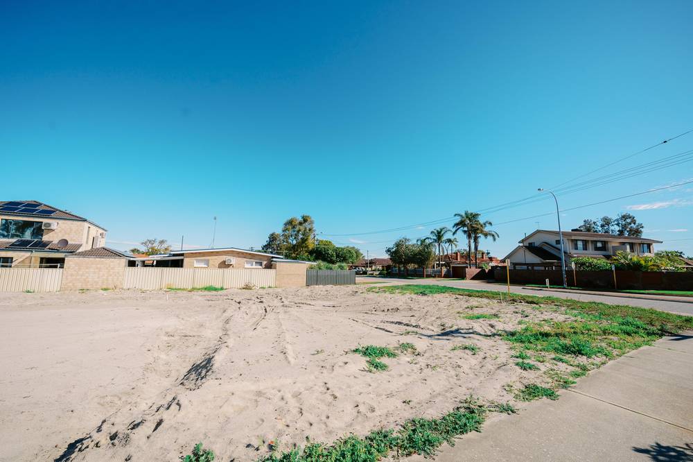 335A Grand Promenade, DIANELLA, WA 6059