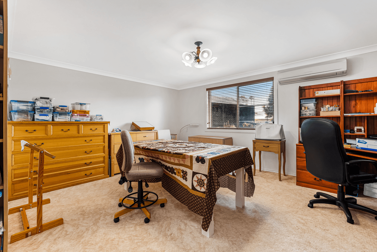 5 Raine Avenue, LIVERPOOL, NSW 2170