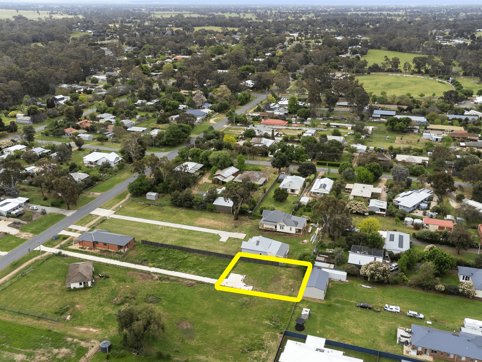 55 ANDERSON STREET, AVENEL, VIC 3664