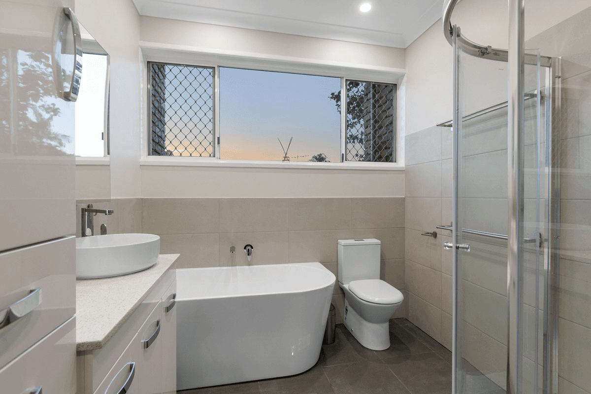 24 Sunshine Drive, CLEVELAND, QLD 4163