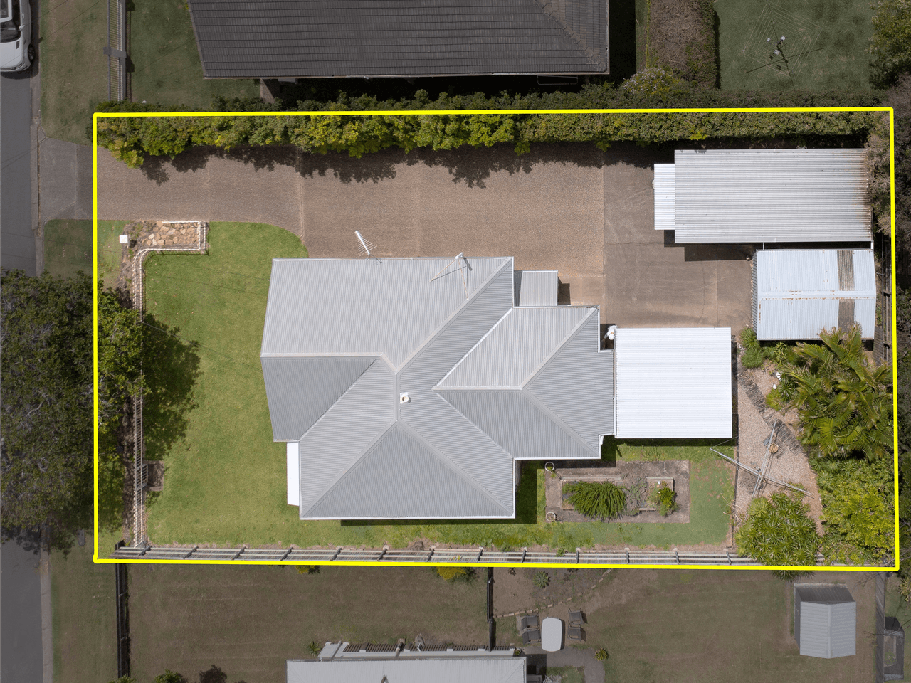 84 Layard Street, HOLLAND PARK, QLD 4121