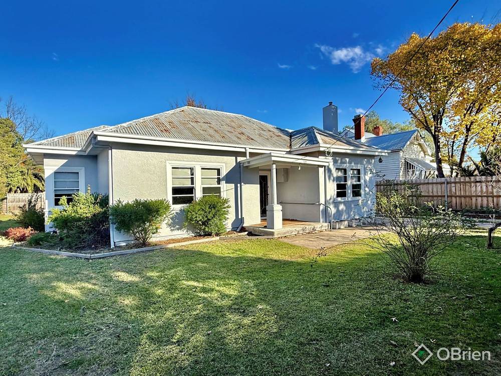69 Francis Street, Bairnsdale, VIC 3875