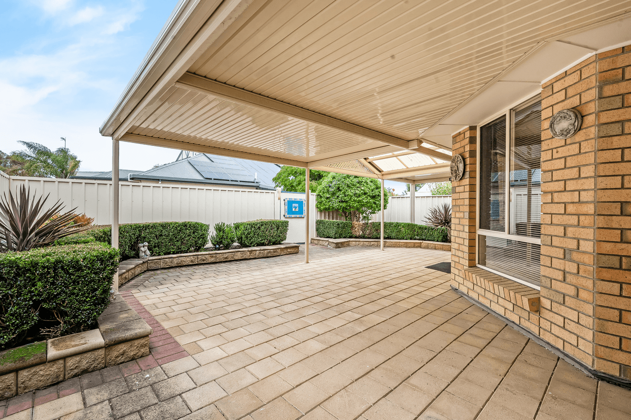 4 Africaine Drive, MCCRACKEN, SA 5211