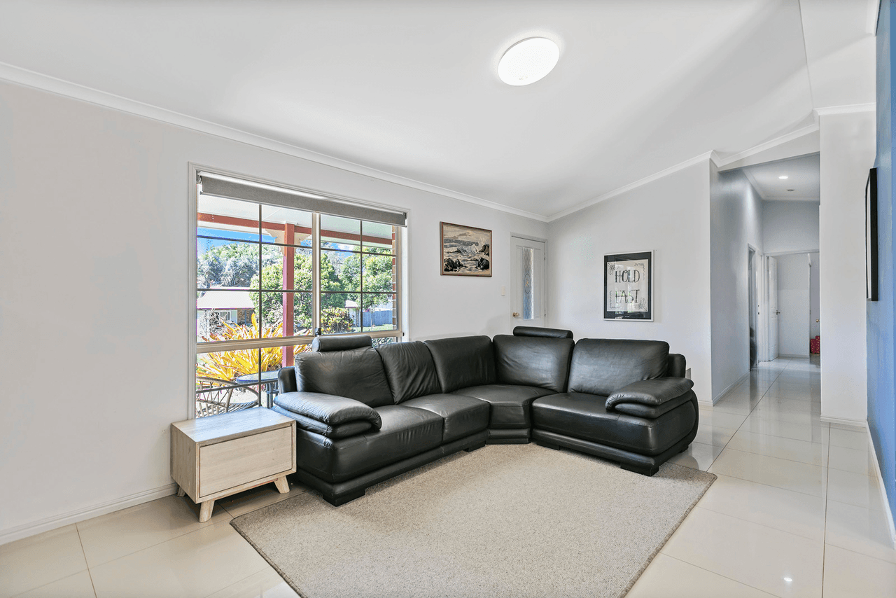 6 Possum Place, Nambour, QLD 4560