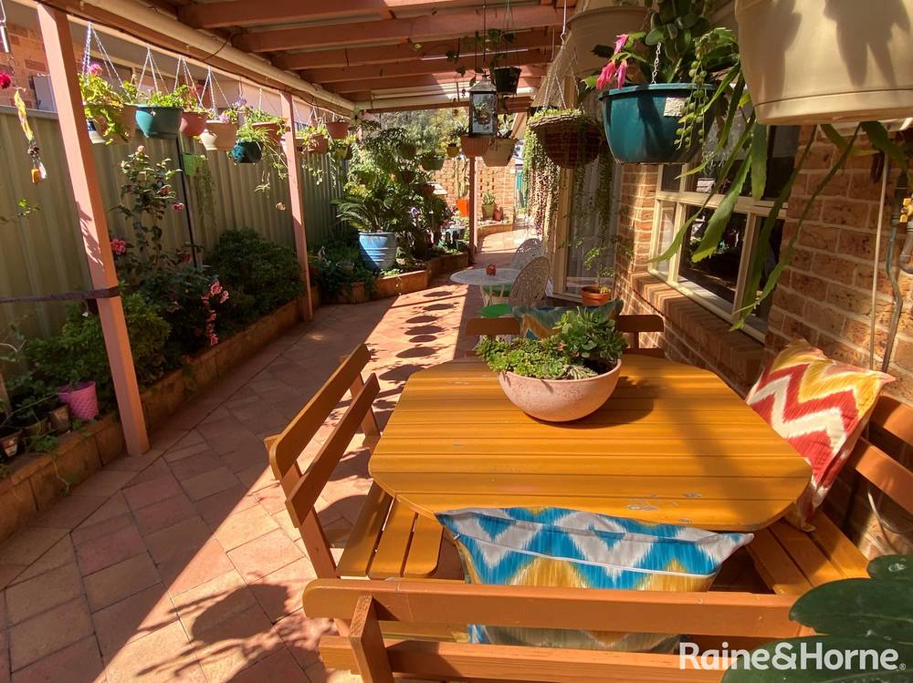 2 Angeleish Avenue, PARKES, NSW 2870