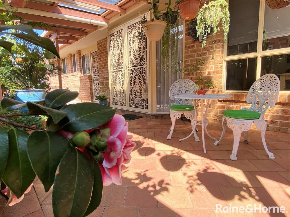 2 Angeleish Avenue, PARKES, NSW 2870
