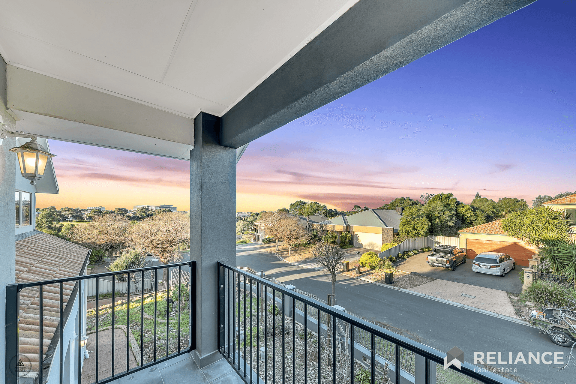 8 Highbury Close, Caroline Springs, VIC 3023