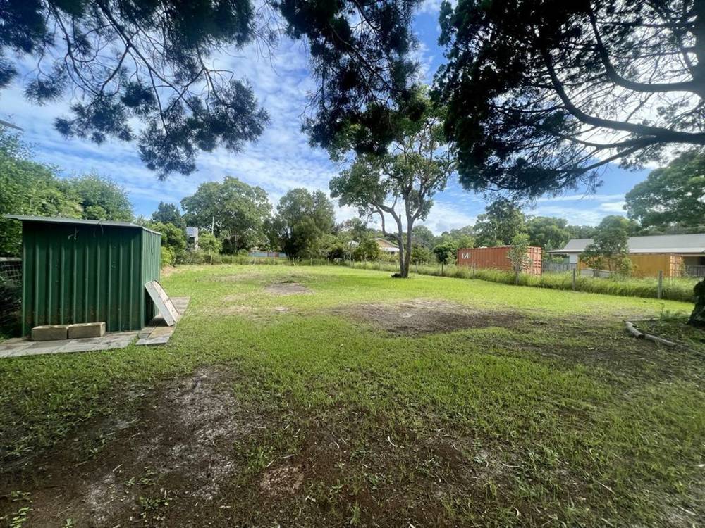 64 Francis Road, MACLEAY ISLAND, QLD 4184