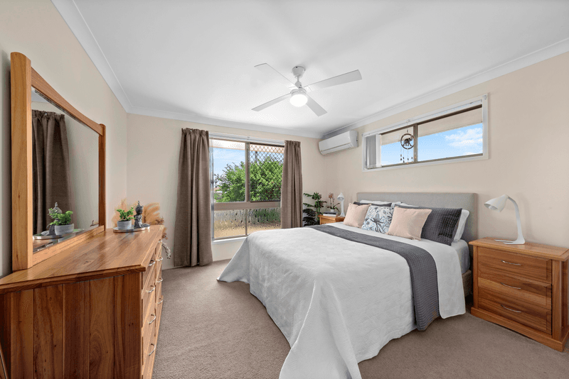 6 Schultz Street, Kearneys Spring, QLD 4350