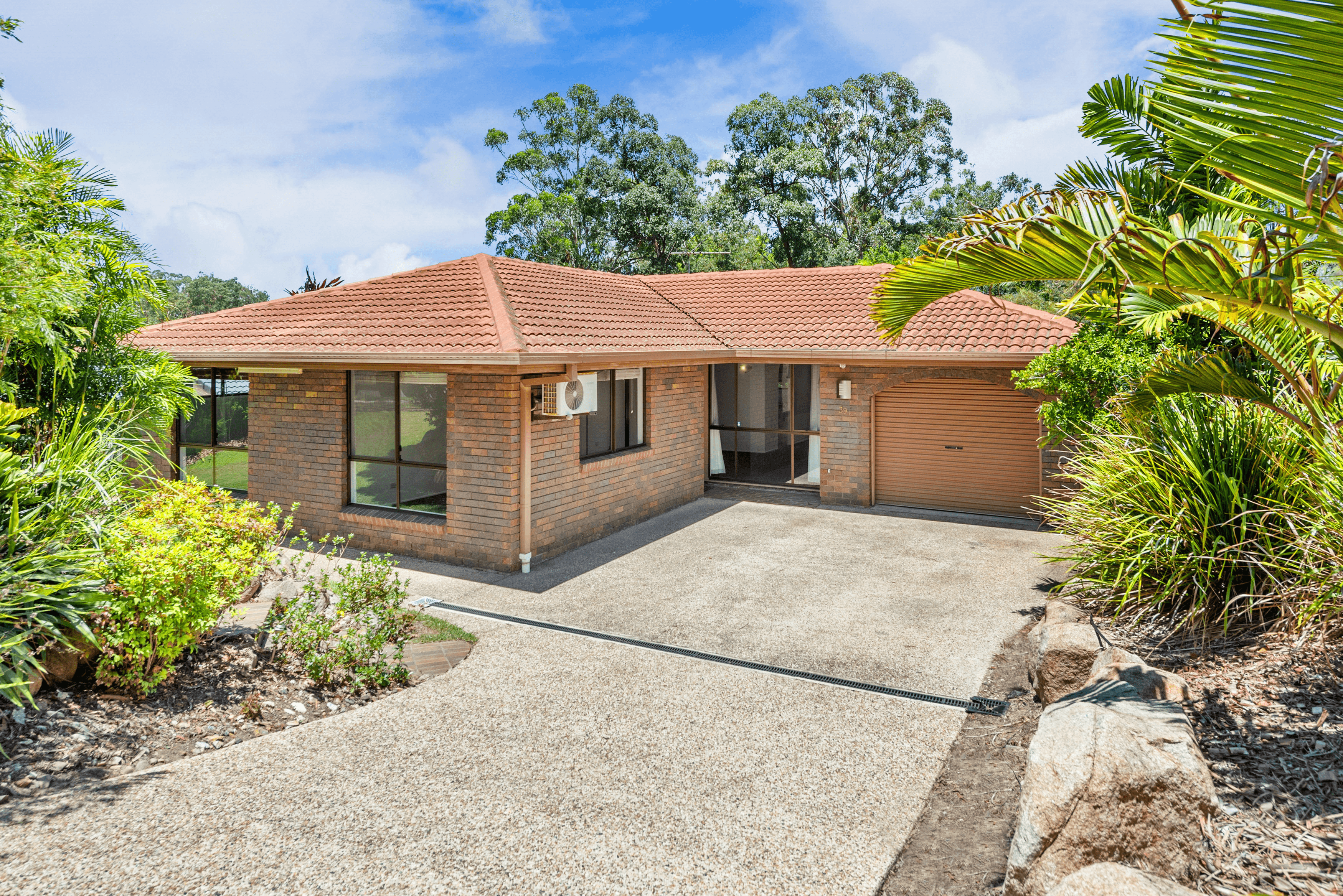 39 Rogers Parade West, EVERTON PARK, QLD 4053