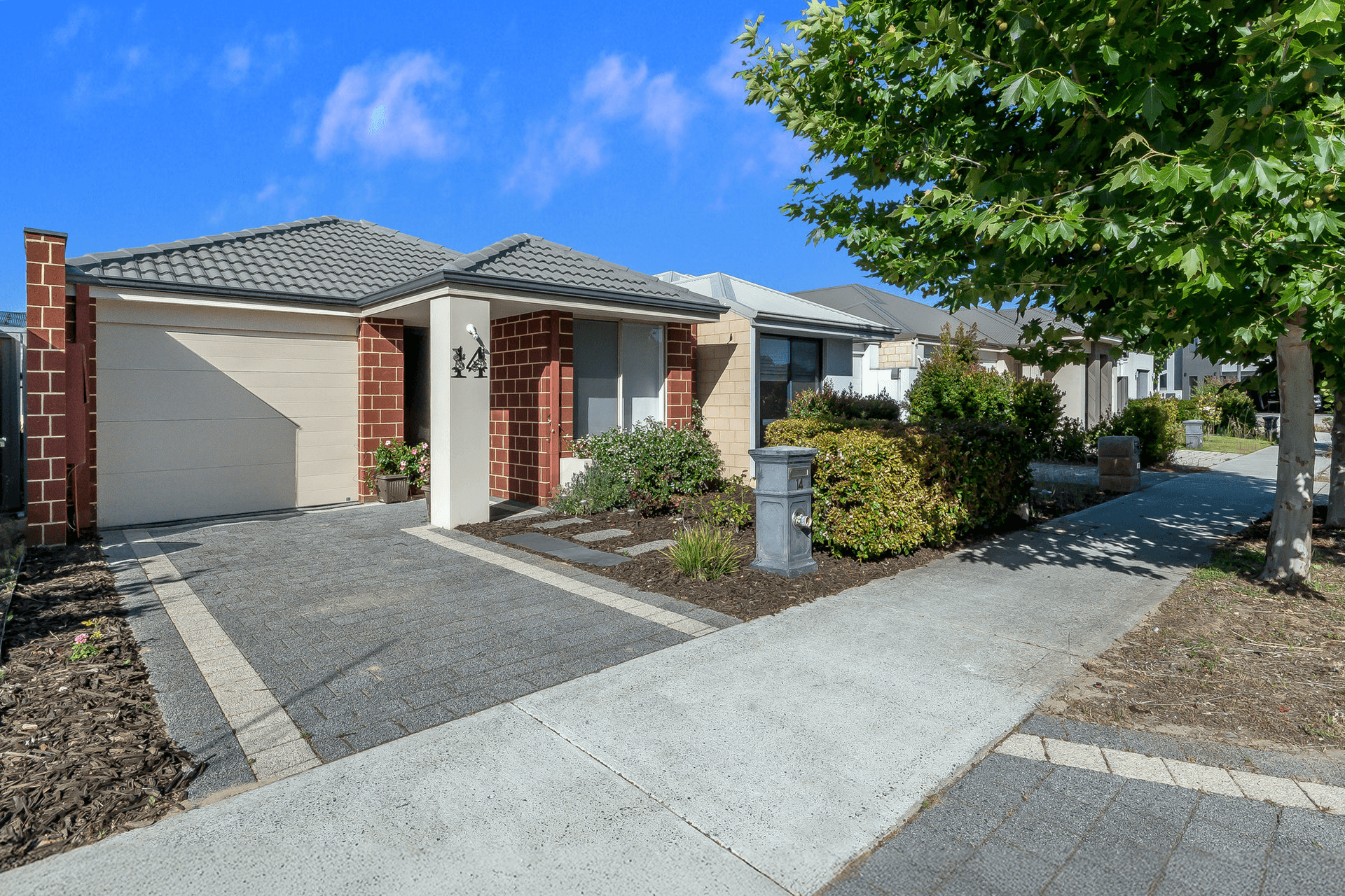 14 Grasby Way, Piara Waters, WA 6112