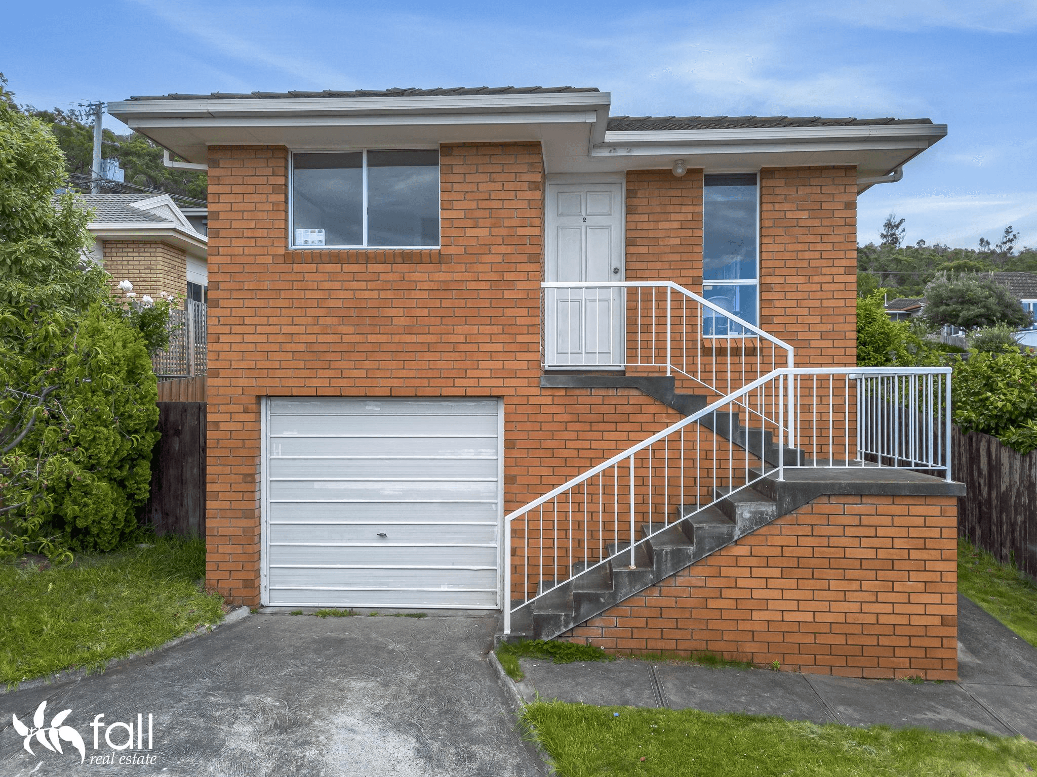 2/4 Raminea Road, LINDISFARNE, TAS 7015