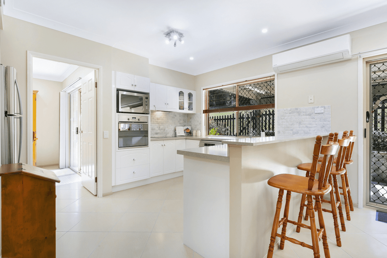 381 Bonogin Road, BONOGIN, QLD 4213