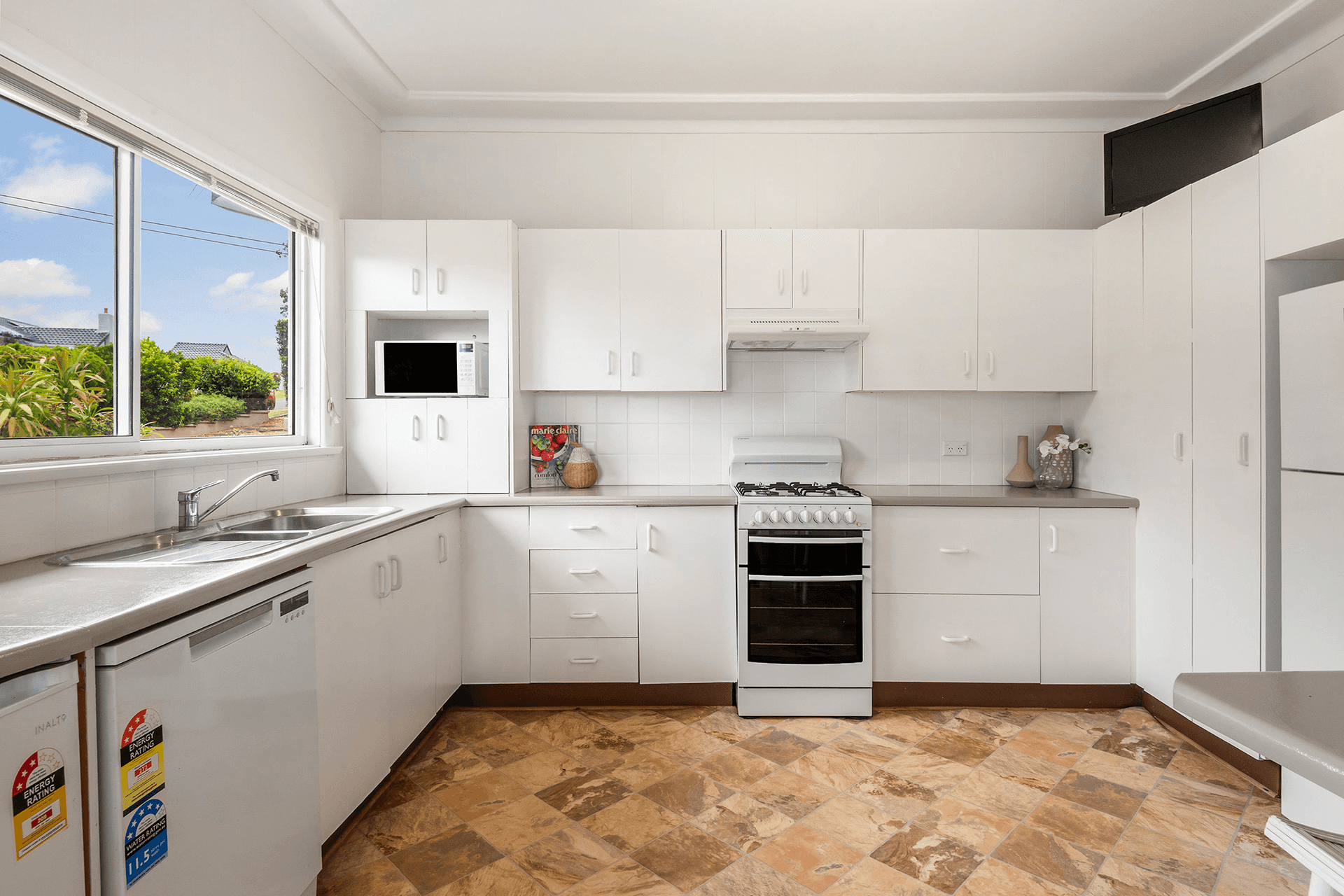 19 Nyrang Road, Allambie Heights, NSW 2100