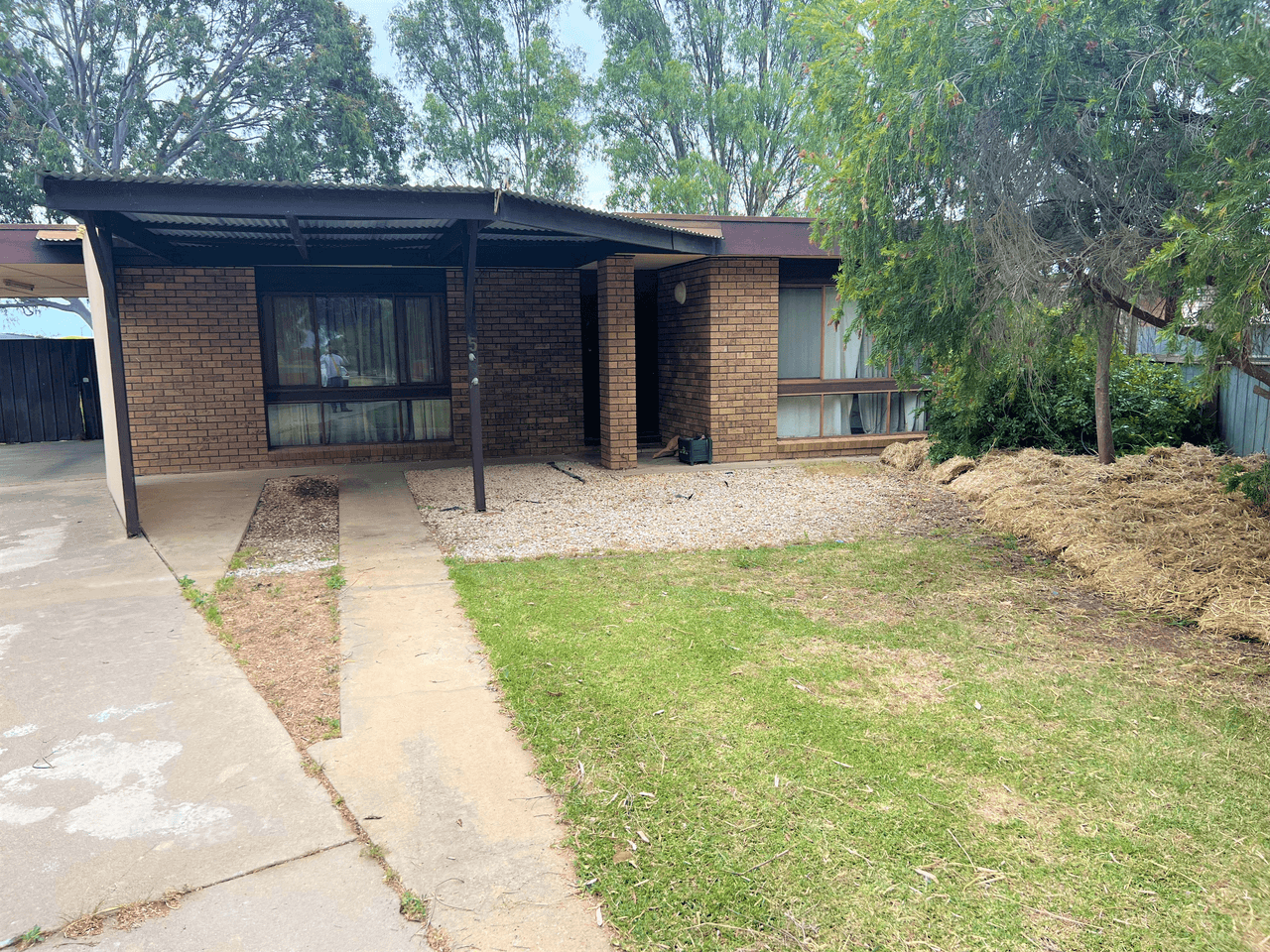 5 Carol Court, DENILIQUIN, NSW 2710